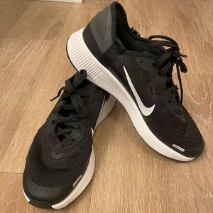 ❗️Moving sale❗️NWOT Nike Reposto Sneakers